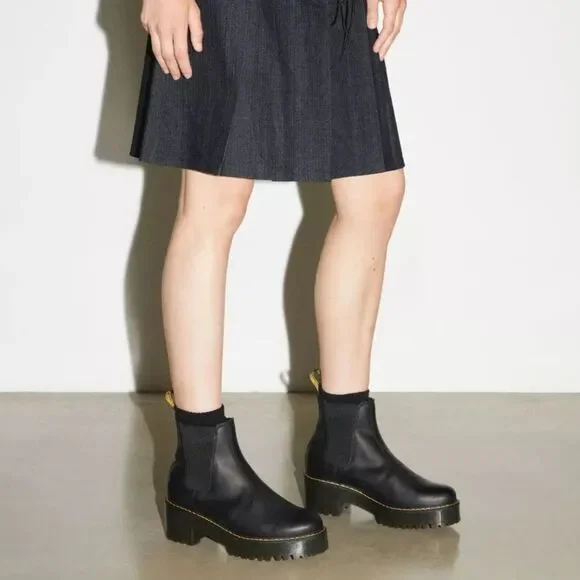 Dr. Martens Rometty Wyoming Leather Platform Chelsea Boots - Women's Size 10 - Picture 8 of 8